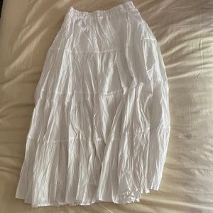 women’s white midi skirt